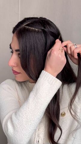 beautiful and simple tricks to make your hairstyle look more complex, Splitting section