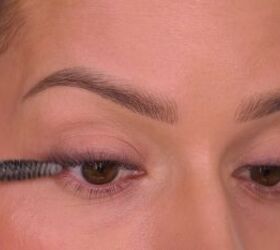 eyelash hack, Applying eyelash primer