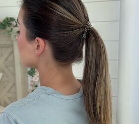 easy hack to perk up your ponytail, Ponytail hack