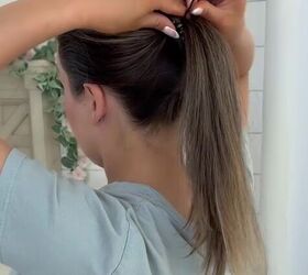 easy hack to perk up your ponytail, Ponytail hack