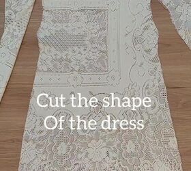 how you can make a dress out of a tablecloth, Drafting the pattern