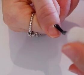 Skip the salon! Here's how to get professional gel nails in under an hour