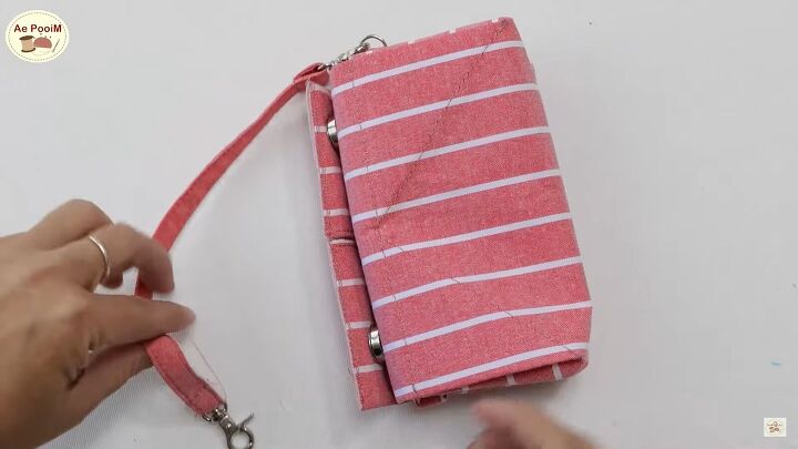 Pattern Small Bag For Threads Easy Small Bag Pattern Tutorial: DIY a Cute Striped Pouch | Upstyle