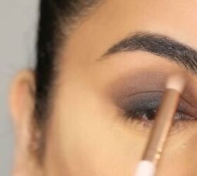 Blending the eye makeup