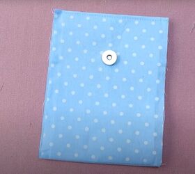 How to DIY a fabric phone case 