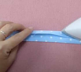 How to DIY a fabric phone case 