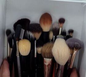 Stop using dirty makeup brushes and try this easy 60-second hack to get them good as new