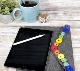 Felt Tablet Holder Beginner Sewing Creatively Beth creativelybeth easy beginner sewing felt kunin tabletholder kindleholder craft diy