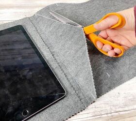 Felt Tablet Holder Beginner Sewing Creatively Beth creativelybeth easy beginner sewing felt kunin tabletholder kindleholder craft diy