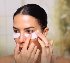 Applying eye gel pads