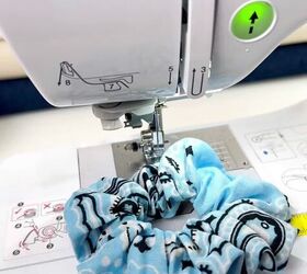 How to sew a scrunchie