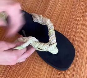 Adding the scarf to the flip flop