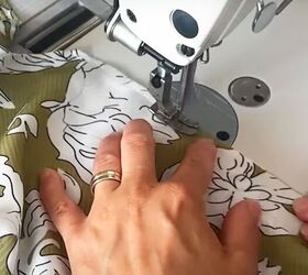 easy summer dress, Sewing the side seams and lower edge