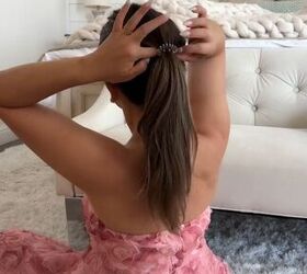 Grab 2 hair ties and try this jaw-dropping updo ASAP