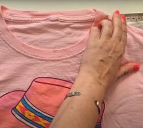She places a t-shirt over a pillow sham to make something SO interesting