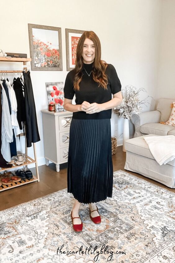 Red Ballet Flats: An Easy Way To Elevate Any Outfit | Upstyle Red Ballet Flats: An Easy Way To Elevate Any Outfit | Upstyle