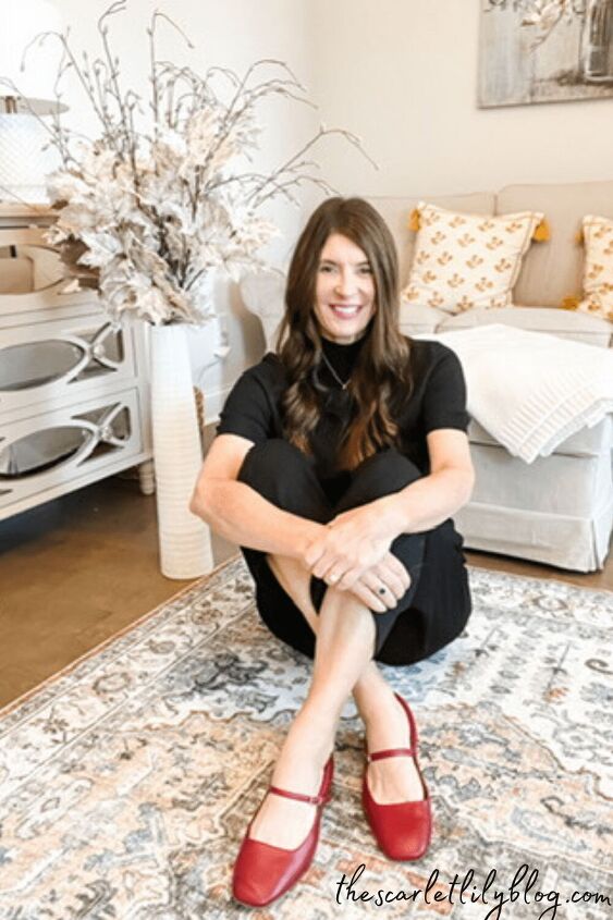 Red Ballet Flats: An Easy Way To Elevate Any Outfit | Upstyle Red Ballet Flats: An Easy Way To Elevate Any Outfit | Upstyle