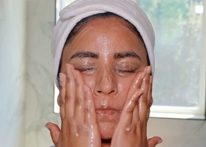 Two Cleanse Get Glass Skin With This Easy Double Cleanse Method | Upstyle