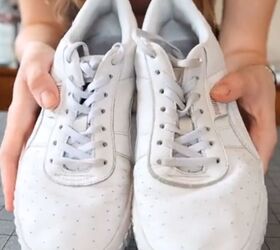 mix together baking soda dish soap hydrogen peroxide, Clean sneakers after DIY hack