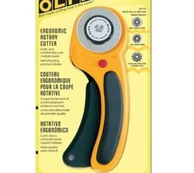 Olfa 45mm Deluxe Rotary Cutter - image via Amazon