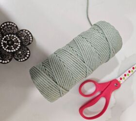 She didn't know what to do with this cute belt clip, so she grabs some yarn and did THIS