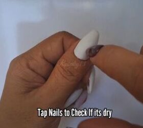 sparkle nail designs, Tapping the nails