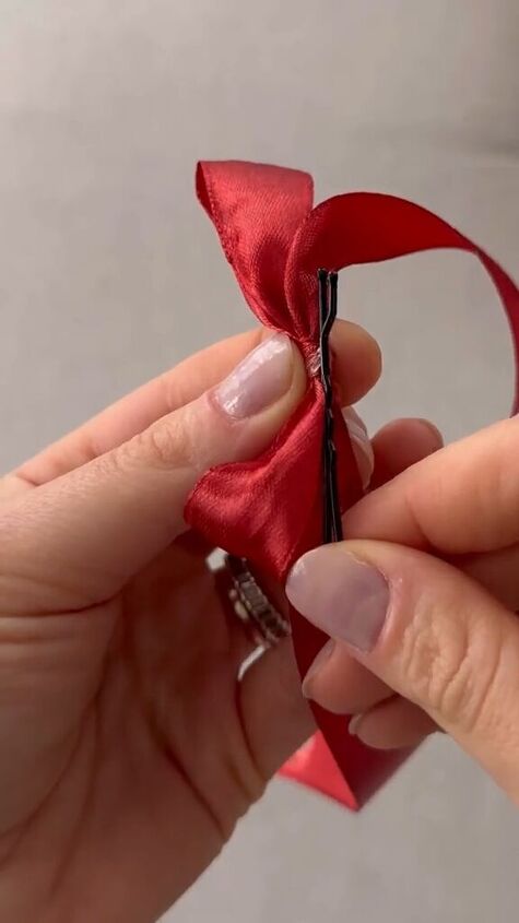 Easy Ribbon Tutorial (with a Pearl Included) 🎀 | Upstyle