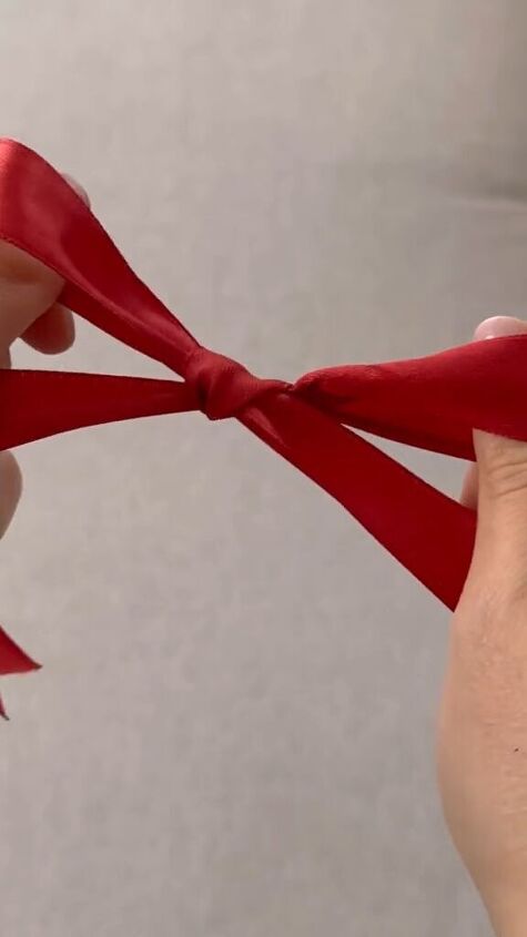 Easy Ribbon Tutorial (with a Pearl Included) 🎀 | Upstyle