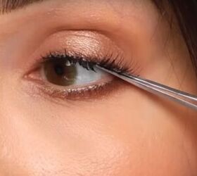 eye lift makeup, Applying the lashes