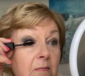 makeup tutorial for over 50, Applying mascara