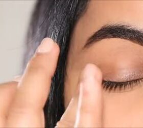 smokey eye tutorial, Priming the eyes