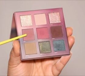 Eyeshadow palette