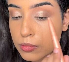 perfect fall eyeshadow look in 2 minutes using only 2 products, Creating a fall eyeshadow look