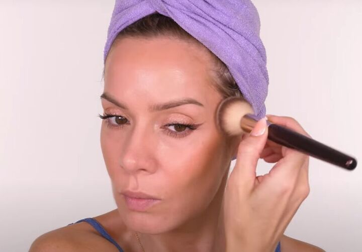 My Quick 15-Minute Makeup Routine for an Effortless, Natural Look | Upstyle