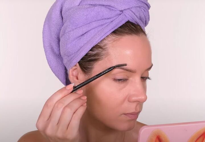 My Quick 15-Minute Makeup Routine for an Effortless, Natural Look | Upstyle