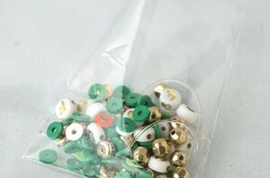 This is such a cute and easy way to get anyone into the holiday spirit