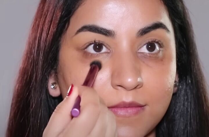 Concealer Hack 10 Game-changing Concealer Hacks for Women Over 40 | Upstyle