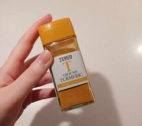 The unexpected reason Upstylers are rubbing turmeric on their lips this winter