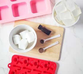 A sweet winter craft: gingerbread soaps anyone can make