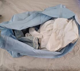 Organizing dirty laundry while traveling abroad