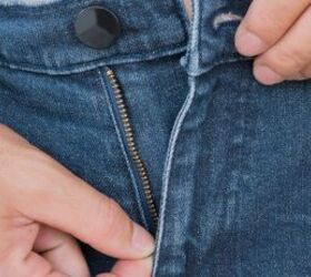 The next time your zipper breaks, don't waste your money at the tailor, just grab this Upstyle staple and try this genius 5-minute trick