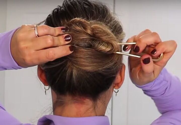 Pin In French How to Use a French Hair Pin : 5 Chic and Easy Hairstyles | Upstyle