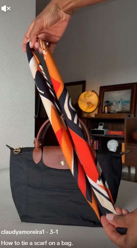 How to Make a Silk Scarf Into a Bag With a Handle
