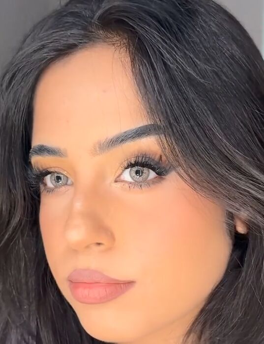 Look Button Get the Button Nose Look Using Makeup | Upstyle