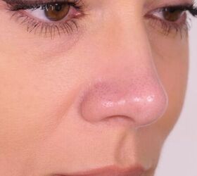 Watch your pores disappear with this useful makeup hack