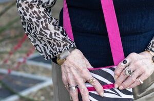 Break out your black tank tops and check out all these gorgeous ways to look AMAZING in them