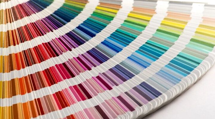Learn How to Find Your Colors At Home | Upstyle