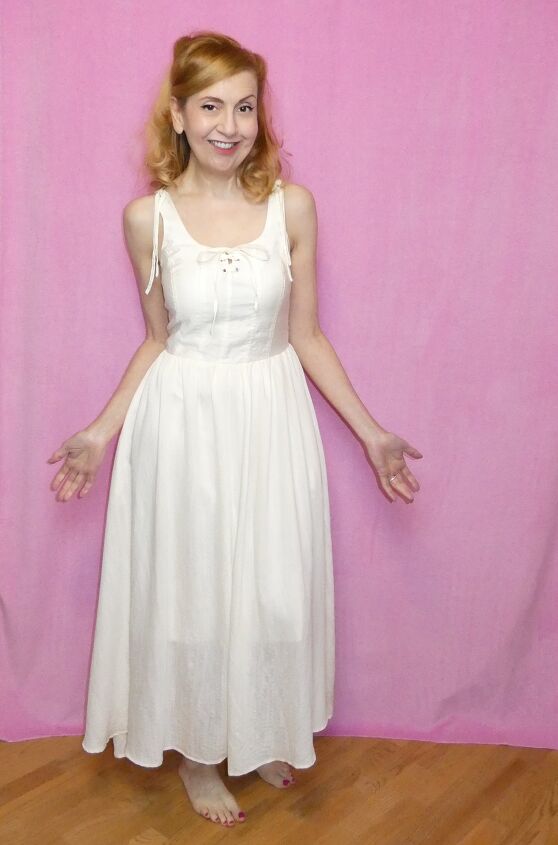 How to Put Together a Renaissance Festival Outfit | Upstyle How to Put Together a Renaissance Festival Outfit | Upstyle