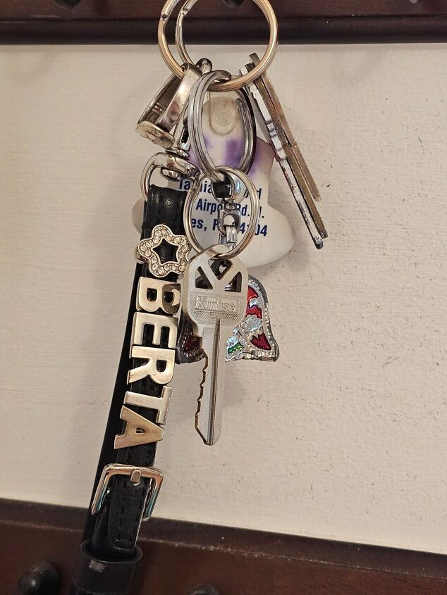 Keyring Holder Examples Making a Custom Key Ring Holder | Upstyle
