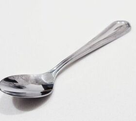 Why beauty lovers are keeping teaspoons with their makeup
